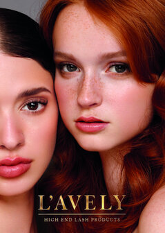 L&#039;Avely Poster | Lash lift en Classic lashes